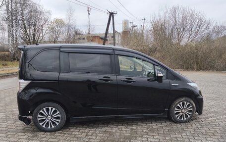 Honda Freed I, 2014 год, 1 190 000 рублей, 3 фотография