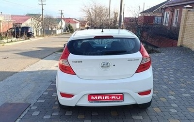 Hyundai Solaris II рестайлинг, 2012 год, 700 000 рублей, 1 фотография