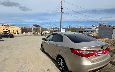 KIA Rio III рестайлинг, 2013 год, 800 000 рублей, 12 фотография