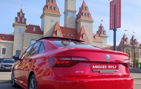 Volkswagen Jetta VII, 2020 год, 1 950 000 рублей, 2 фотография