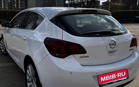 Opel Astra J, 2011 год, 650 000 рублей, 4 фотография