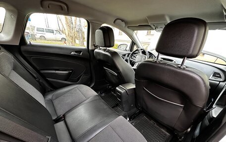 Opel Astra J, 2011 год, 650 000 рублей, 13 фотография