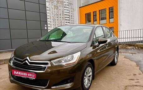 Citroen C4 II рестайлинг, 2015 год, 1 100 000 рублей, 3 фотография