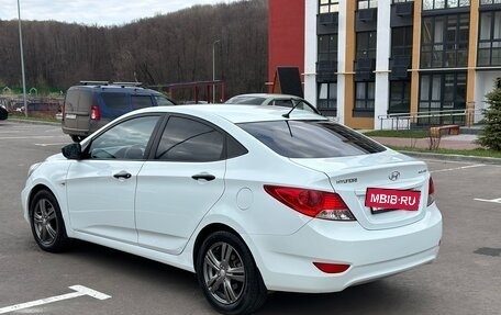 Hyundai Solaris II рестайлинг, 2013 год, 835 000 рублей, 5 фотография