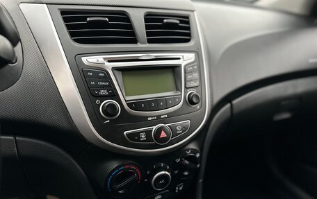 Hyundai Solaris II рестайлинг, 2013 год, 835 000 рублей, 11 фотография