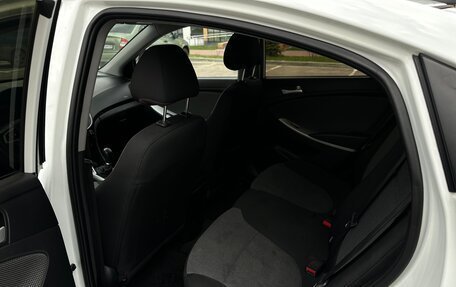 Hyundai Solaris II рестайлинг, 2013 год, 835 000 рублей, 13 фотография