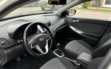 Hyundai Solaris II рестайлинг, 2013 год, 835 000 рублей, 9 фотография