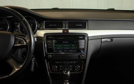 Skoda Superb III рестайлинг, 2014 год, 1 085 000 рублей, 27 фотография