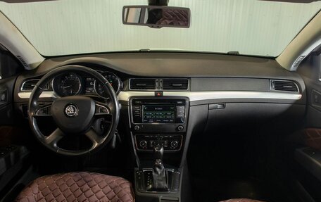 Skoda Superb III рестайлинг, 2014 год, 1 085 000 рублей, 20 фотография