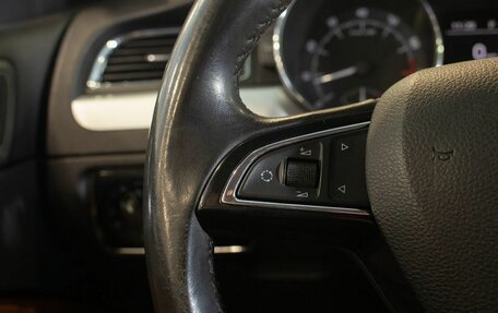 Skoda Superb III рестайлинг, 2014 год, 1 085 000 рублей, 25 фотография