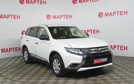 Mitsubishi Outlander III рестайлинг 3, 2016 год, 1 365 000 рублей, 3 фотография