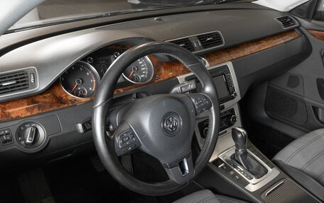 Volkswagen Passat CC I рестайлинг, 2011 год, 1 360 000 рублей, 5 фотография