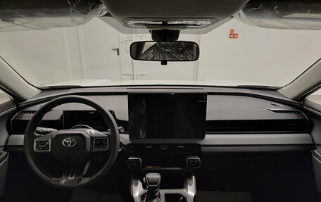 Toyota RAV4, 2026 год, 4 550 000 рублей, 17 фотография