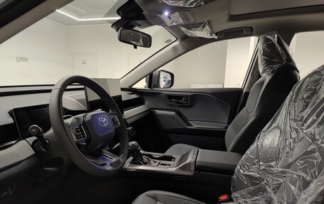 Toyota RAV4, 2026 год, 4 550 000 рублей, 20 фотография