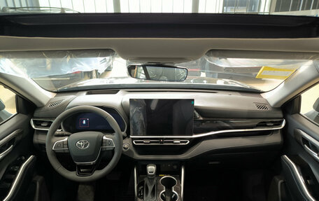 Toyota Highlander, 2026 год, 5 990 000 рублей, 14 фотография