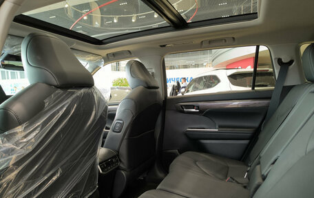 Toyota Highlander, 2026 год, 5 990 000 рублей, 12 фотография