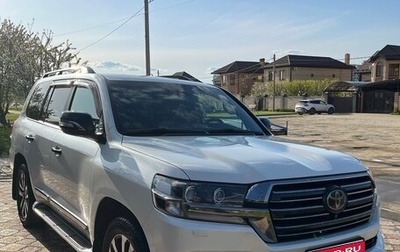 Toyota Land Cruiser 200, 2018 год, 6 350 000 рублей, 1 фотография