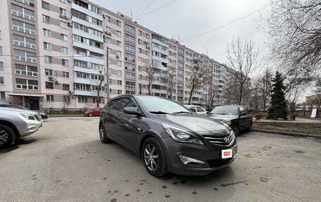 Hyundai Solaris II рестайлинг, 2015 год, 920 000 рублей, 2 фотография