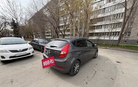 Hyundai Solaris II рестайлинг, 2015 год, 920 000 рублей, 7 фотография