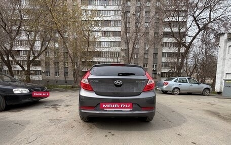 Hyundai Solaris II рестайлинг, 2015 год, 920 000 рублей, 6 фотография