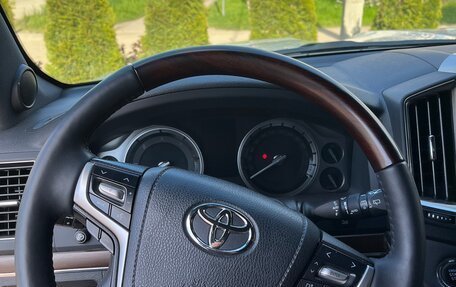 Toyota Land Cruiser 200, 2018 год, 6 350 000 рублей, 9 фотография