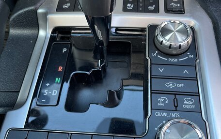 Toyota Land Cruiser 200, 2018 год, 6 350 000 рублей, 16 фотография