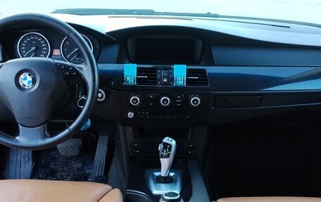 BMW 5 серия, 2008 год, 850 000 рублей, 12 фотография