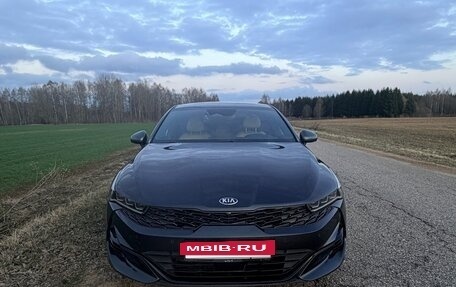 KIA K5, 2021 год, 3 300 000 рублей, 2 фотография