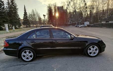 Mercedes-Benz E-Класс, 2006 год, 1 120 000 рублей, 3 фотография