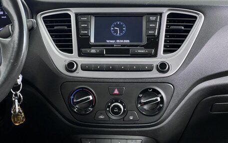 Hyundai Solaris II рестайлинг, 2019 год, 1 350 000 рублей, 14 фотография