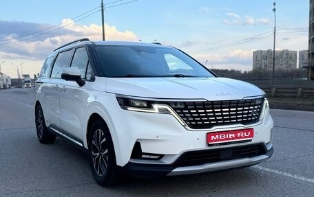 KIA Carnival, 2023 год, 4 100 000 рублей, 1 фотография