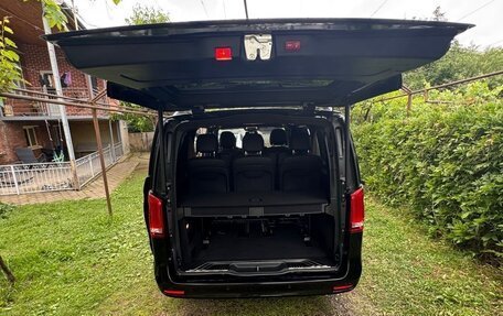 Mercedes-Benz V-Класс, 2023 год, 10 200 000 рублей, 18 фотография