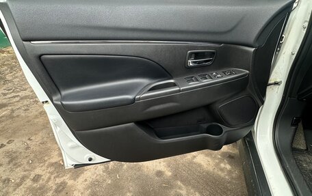 Mitsubishi ASX I рестайлинг, 2013 год, 1 400 000 рублей, 11 фотография