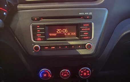 KIA Rio III рестайлинг, 2017 год, 1 065 000 рублей, 8 фотография