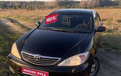 Toyota Camry V40, 2002 год, 689 000 рублей, 1 фотография