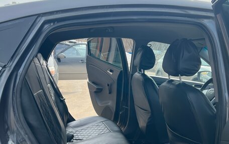 Hyundai Solaris II рестайлинг, 2011 год, 720 000 рублей, 11 фотография