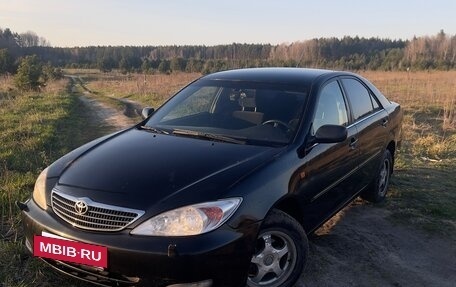Toyota Camry V40, 2002 год, 689 000 рублей, 4 фотография