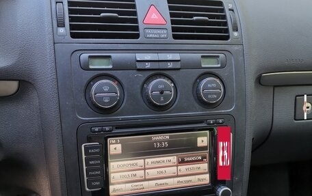 Volkswagen Touran III, 2004 год, 570 000 рублей, 5 фотография