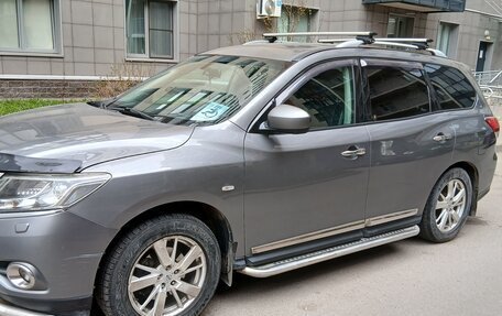 Nissan Pathfinder, 2014 год, 1 800 000 рублей, 2 фотография