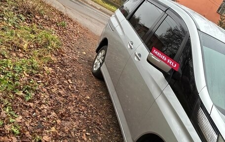 Mazda Biante, 2010 год, 980 000 рублей, 3 фотография