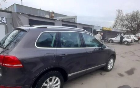 Volkswagen Touareg III, 2012 год, 2 150 000 рублей, 2 фотография