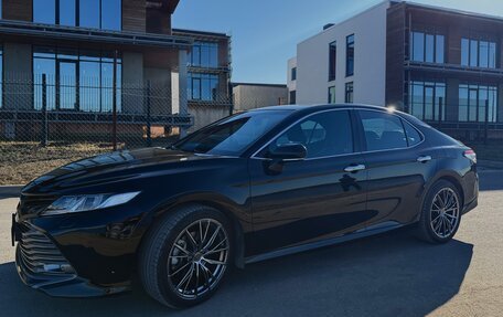 Toyota Camry, 2018 год, 2 950 000 рублей, 3 фотография