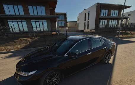 Toyota Camry, 2018 год, 2 950 000 рублей, 6 фотография