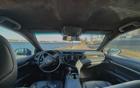 Toyota Camry, 2018 год, 2 950 000 рублей, 9 фотография