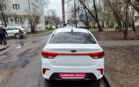 KIA Rio IV, 2020 год, 990 000 рублей, 3 фотография
