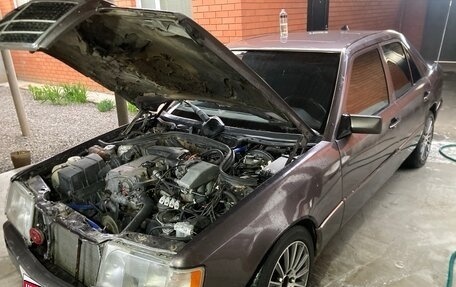 Mercedes-Benz E-Класс, 1994 год, 185 000 рублей, 5 фотография