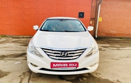 Hyundai Sonata VI, 2010 год, 913 000 рублей, 3 фотография