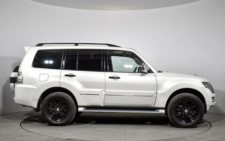 Mitsubishi Pajero IV, 2019 год, 3 635 000 рублей, 4 фотография