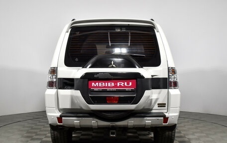 Mitsubishi Pajero IV, 2019 год, 3 635 000 рублей, 6 фотография