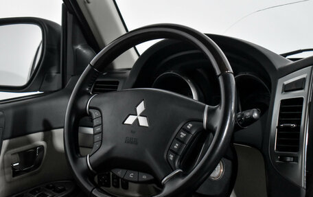 Mitsubishi Pajero IV, 2019 год, 3 635 000 рублей, 18 фотография